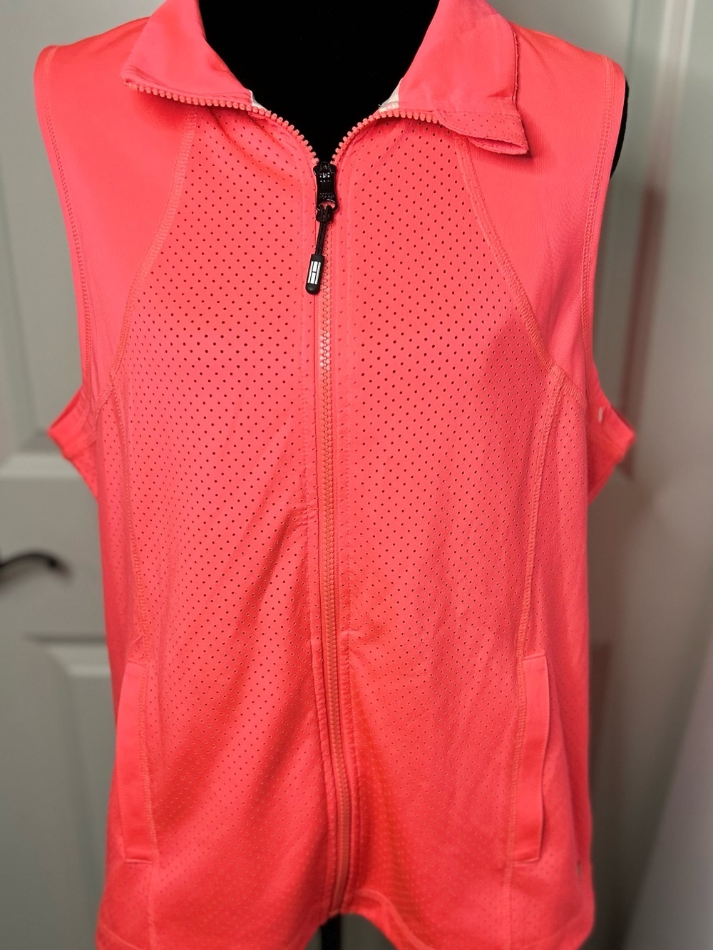 Tommy Hilfiger Sport Neon Pink Perforated Full Zip Athletic Fitness Vest XL